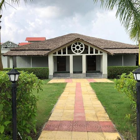 5 Senses Corbett Richness Luxuries Resort ! Destination Wedding & Corporate Events Rāmnagar Buitenkant foto