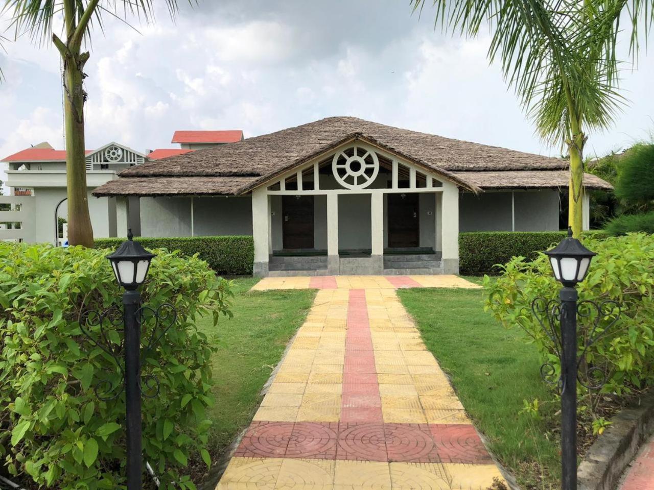 5 Senses Corbett Richness Luxuries Resort ! Destination Wedding & Corporate Events Rāmnagar Buitenkant foto