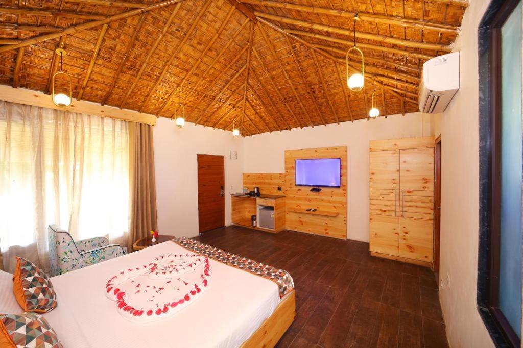 5 Senses Corbett Richness Luxuries Resort ! Destination Wedding & Corporate Events Rāmnagar Buitenkant foto